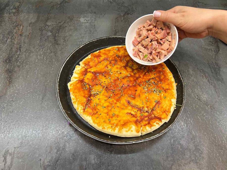 افزودن ژامبون.