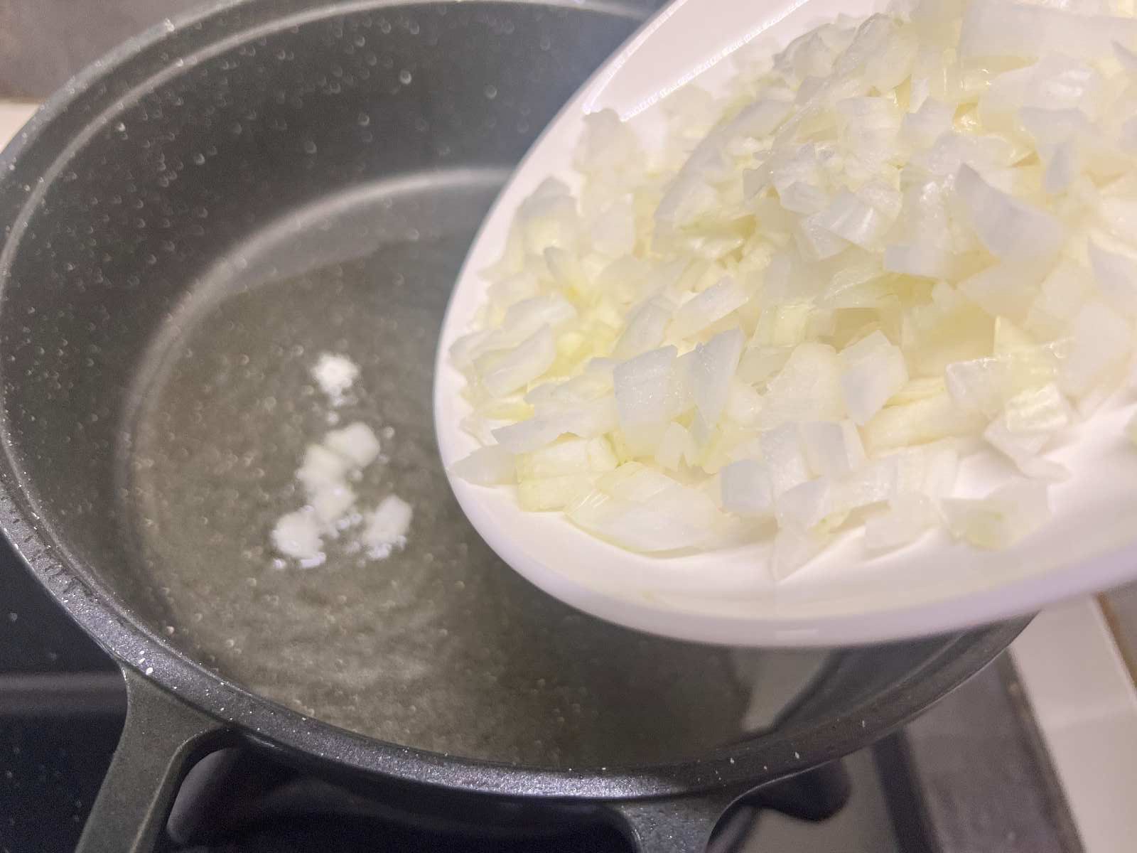 تفت دادن پیاز